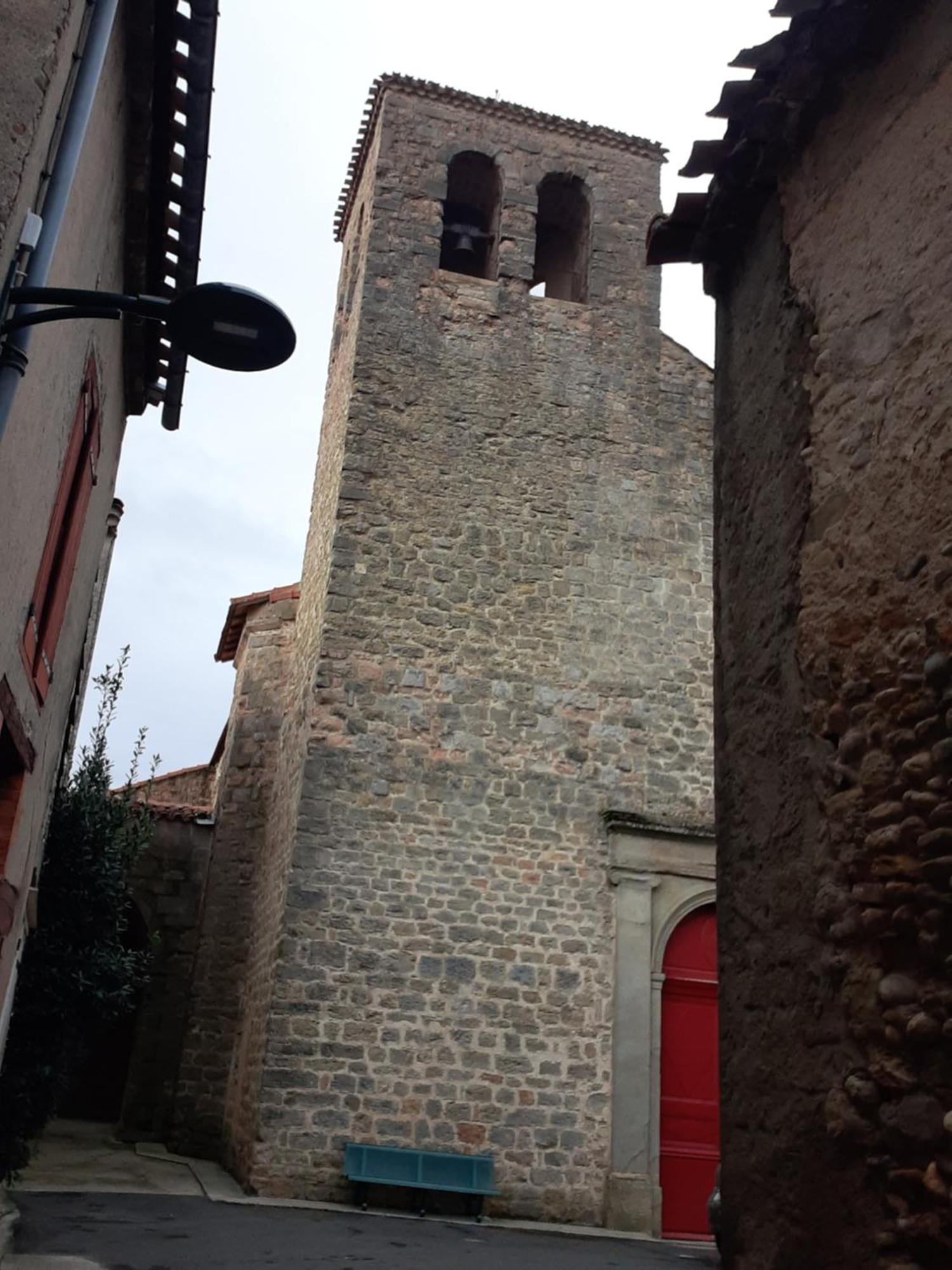 Au Doux Clocher Pieusse Exterior foto